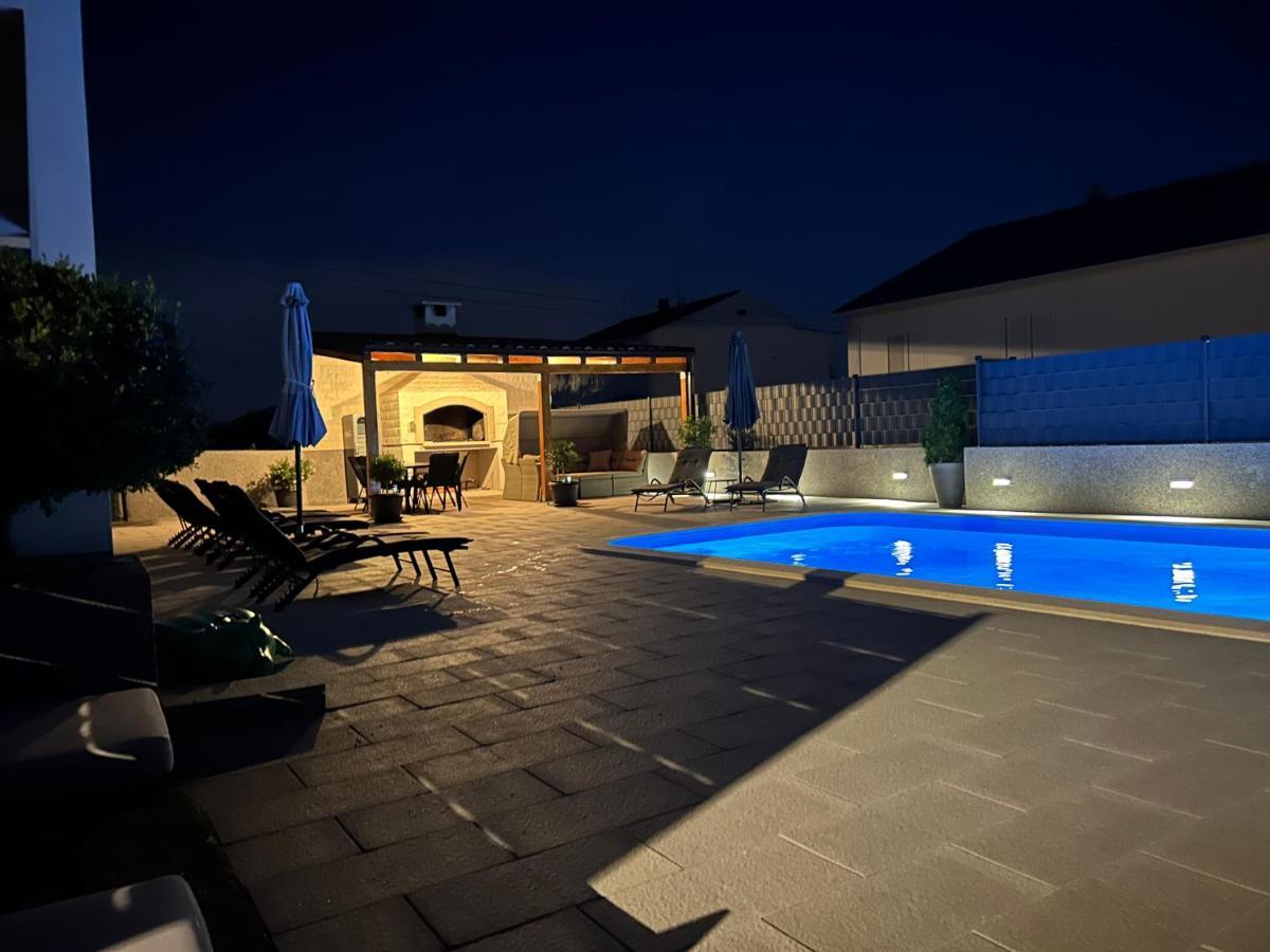 Villa Apartments Aa 1 Trogir Exterior photo